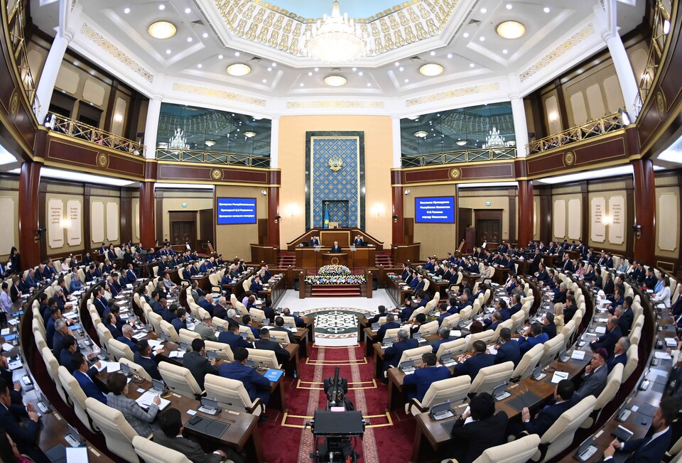 카자흐스탄 국회의사당의 본회의장 전경/사진=카자흐스탄 대사관 제공