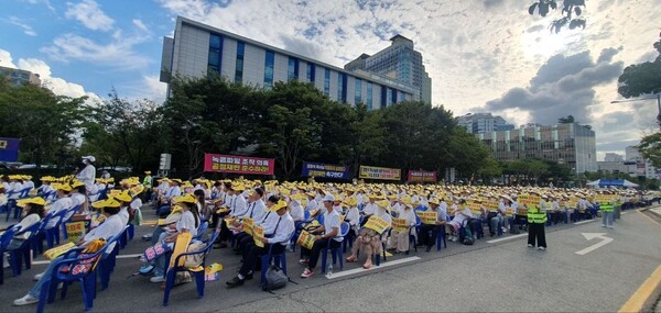 5.18 민주화의 성지, 광주와 전남지역을 무대로 5천여명이 운집한 가운데 공정재판을 촉구하고 있다./사진=JMS교인협의회 제공