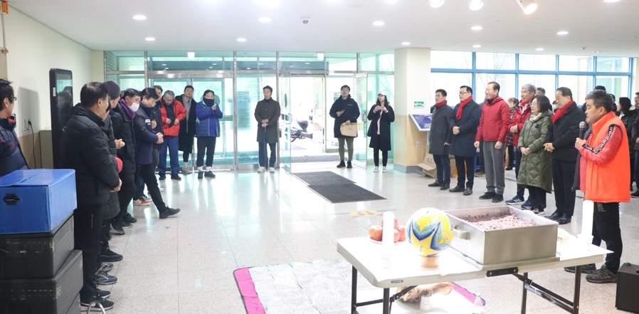 권영세 후보가 25일 오후 안전기원제에 참석했다.