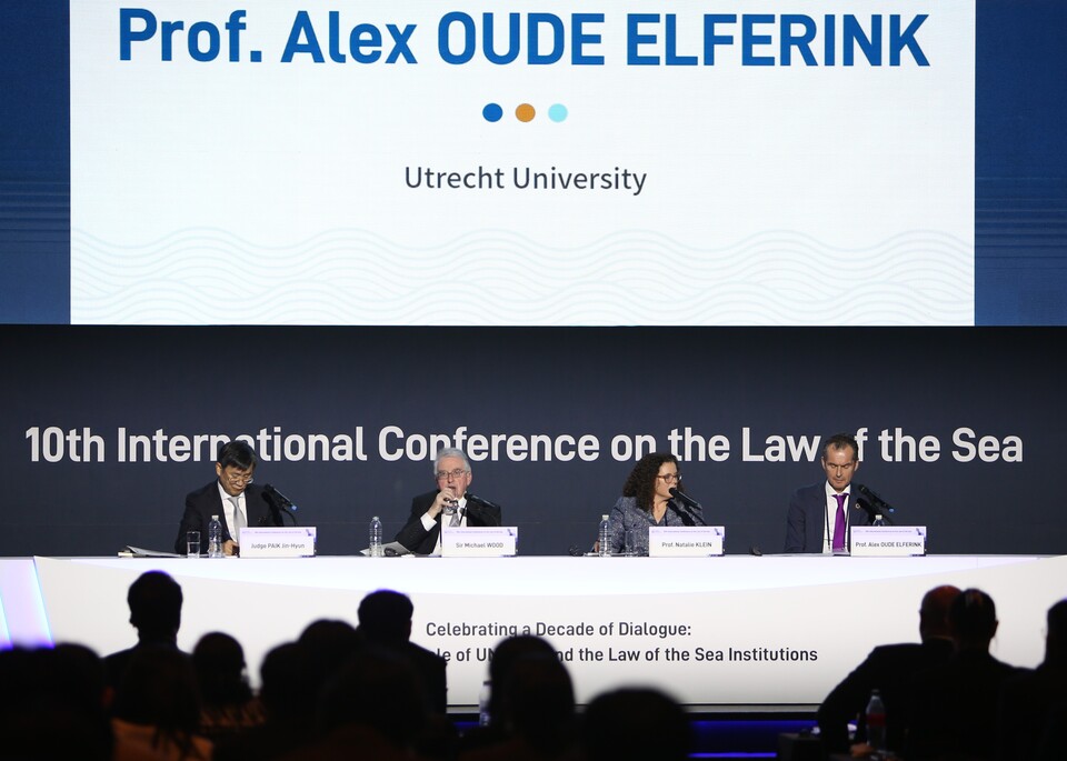 외교부 공동주최 제10회 해양법 국제학술회의가 18일 오전 서울 신라호텔 2층 대회의장에서 국내외 외교 및 해양학계 등 350여명이 참석한 가운데 성황리 개최됐다./사진=권병창 기자